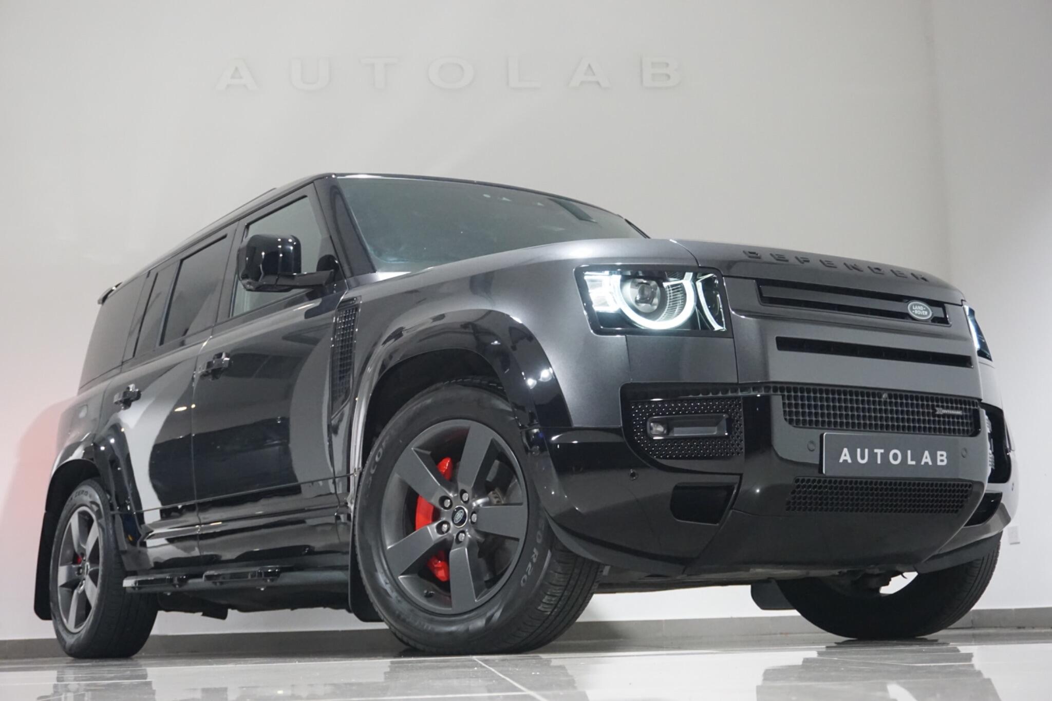 Land Rover Defender 110 3.0 D300 MHEV X-Dynamic HSE Hard Top SUV Auto 4WD MWB Euro 6 (s/s) 5dr